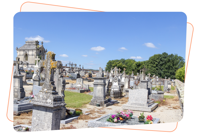 Vue d'ensemble d'un cimetière